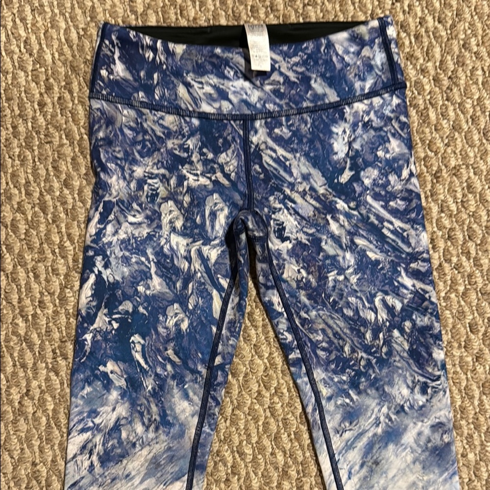 Girls size 10 super cute reversible leggings
